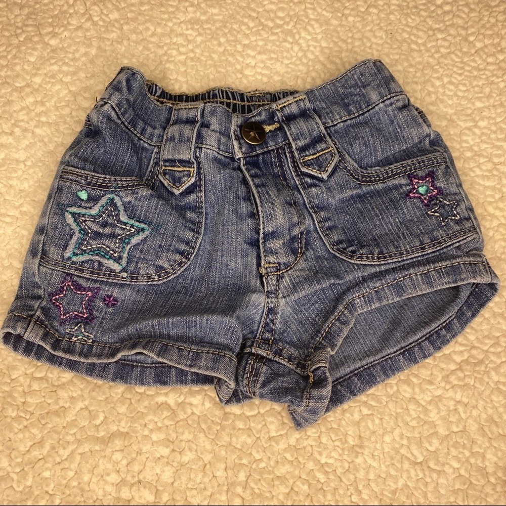 Circo Star Embroidered Denim Shorts 2T - Picture 1 of 6
